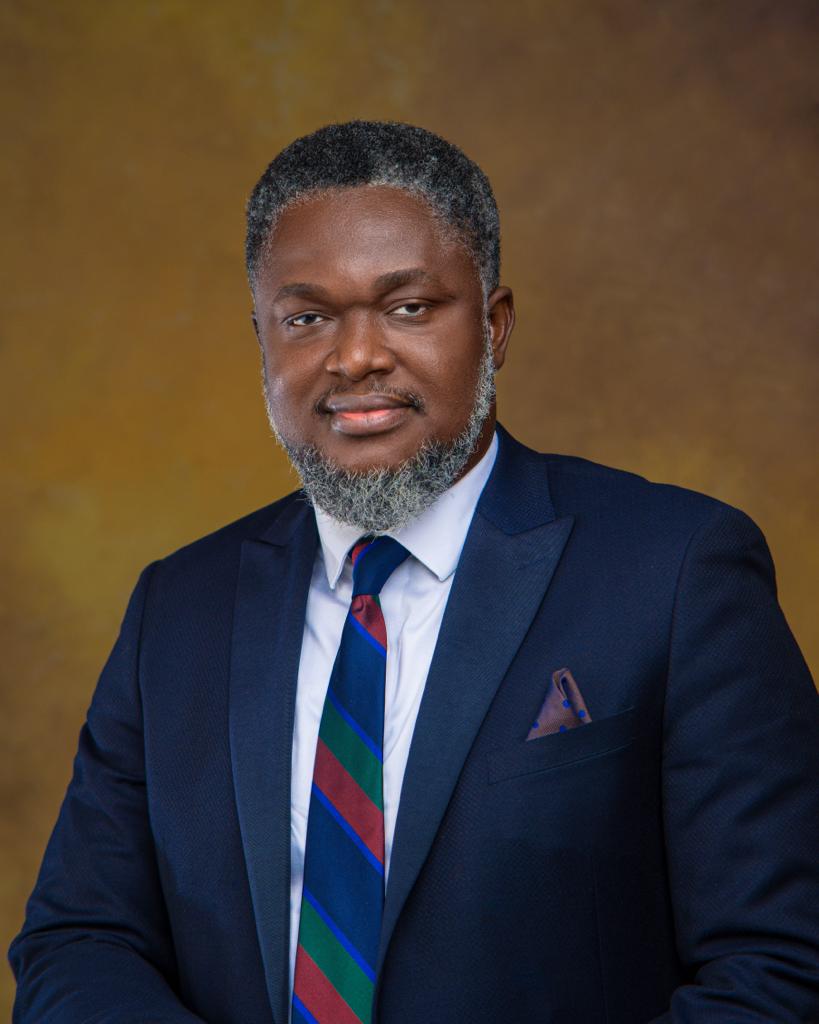 Dr. Robinson Tombari Sibe